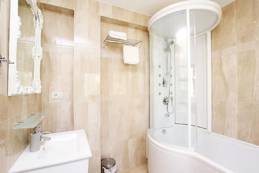 Villa Kampanel Trogir 4*,